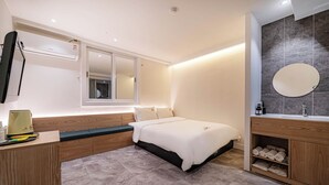 Room - Busan Suyeong Bomnal (Busan)