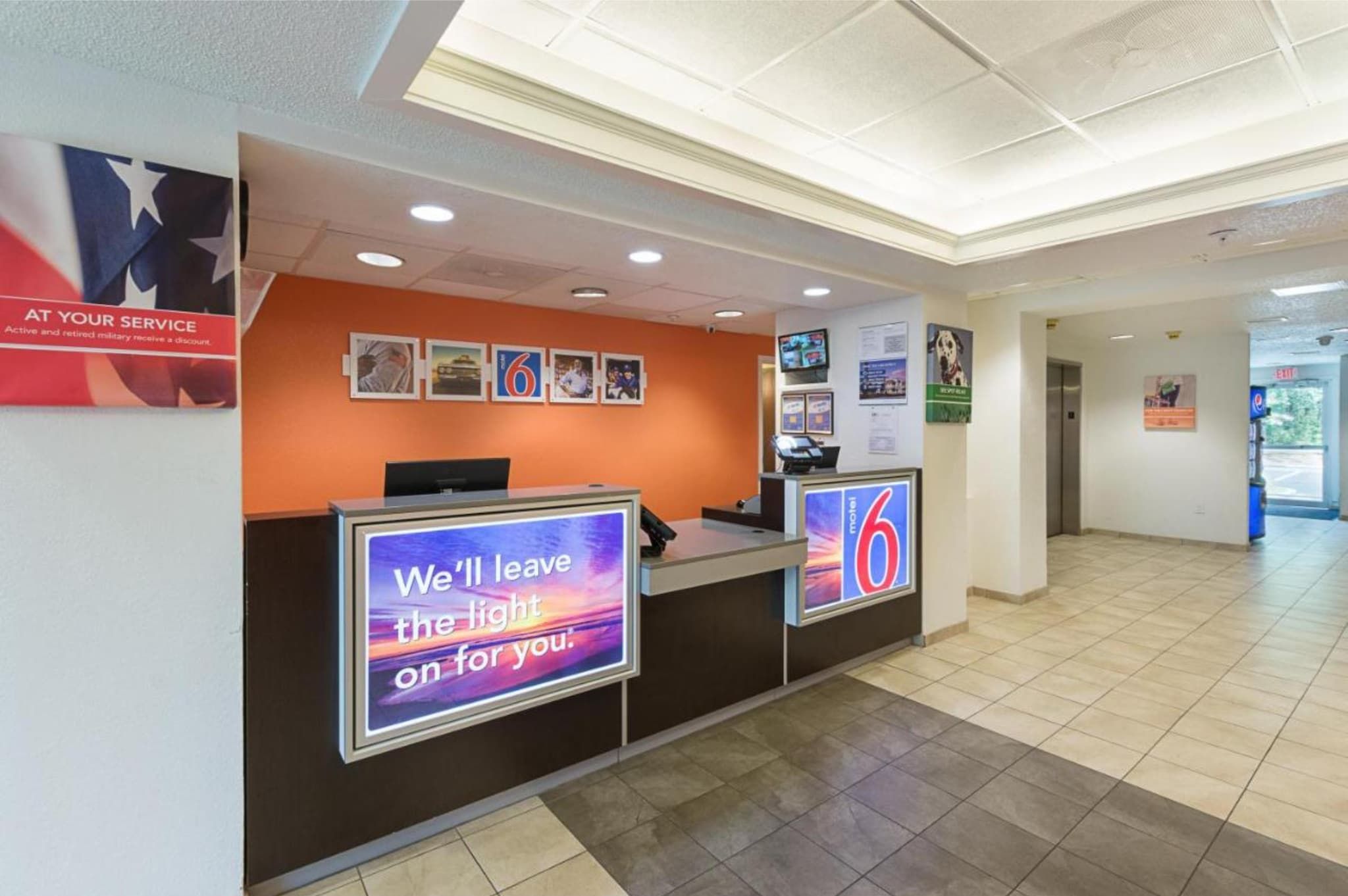 Entrance / Reception