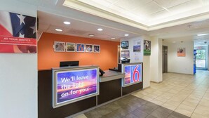 Lobby - 2 Full Beds | Premium, Micfridge (Columbia SC)