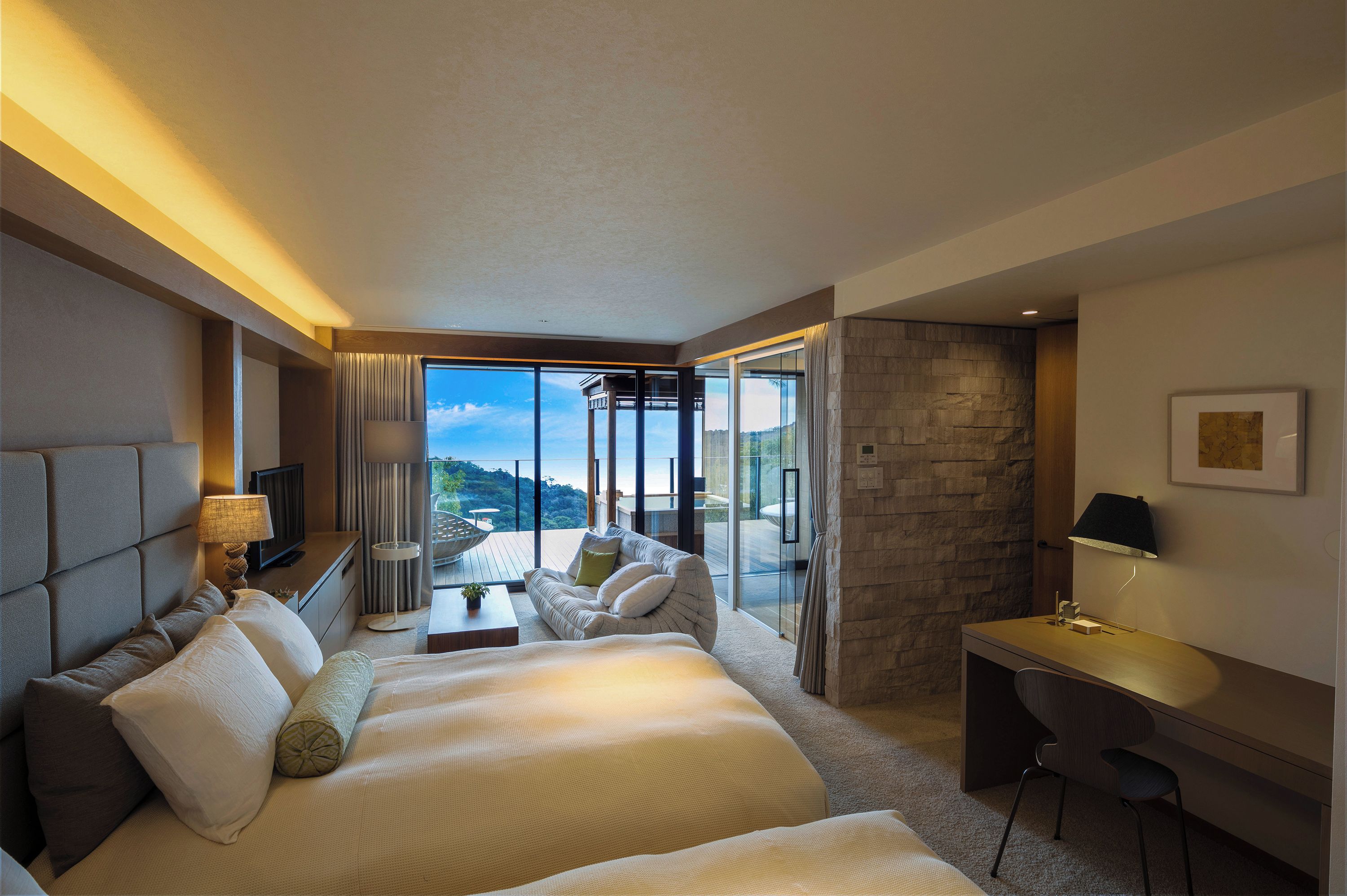 Luxury Villa, Ocean View | Minibar, in-room safe, blackout drapes, WiFi (free)