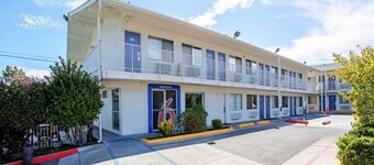 2 Full Beds | Prescott