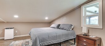 Orchard, Pond On-Site! Farm Stay Near Point A Lake