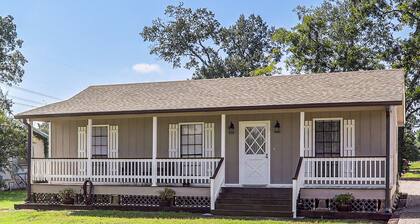 Cast & Relax! Ventress River Home w/ Shared Pier