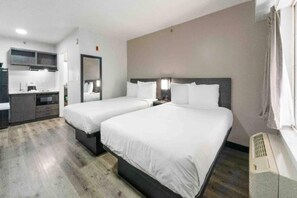 Room - 2 Queen Beds | Deluxe, Non-Smoking (Tucker)