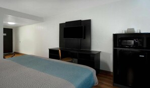Room - 2 Queen Beds | Non-Smoking (Southgate)