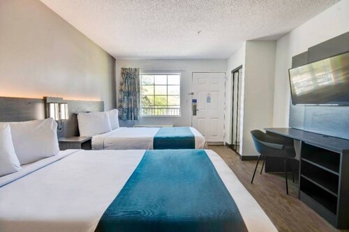 2 Full Beds | Non-Smoking