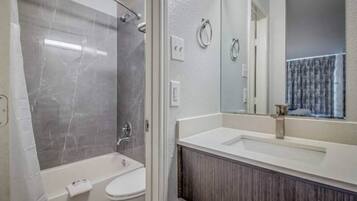 Shower, towels