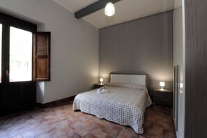 Unclassified image, 3 of 8, button - Vrbo Property (Fornazzo)