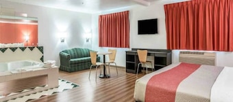 1 King Bed | Suite, NSMK, Hot Tub