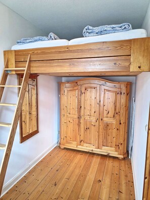Room - Vrbo Property (Wismar)