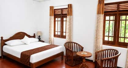 PiyaSewana Spice Garden Villa is located close to Colombo Katunayake Airport,