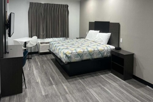 1 Queen Bed|Mobility|Nsmk|Kitchen