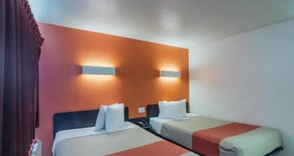 Motel 6 Ardmore, Ok_2 Full Beds | Nsmk,