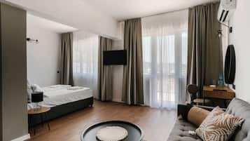 Estudio Deluxe, balcón, vista a la marina