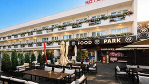 Outdoor dining - Sozopol 99 Hotel (Sozopol)