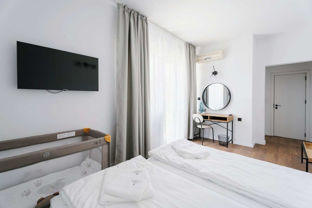 Standard Double or Twin Room, Balcony, City View | Desk, laptop workspace, free WiFi