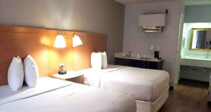 2 Queen Beds | Suite, Non-Smoking, Micfridge