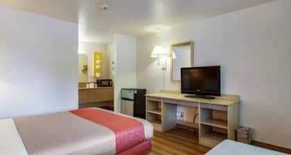 1 Queen Bed | Non-Smoking