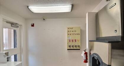 2 Full Beds | Newly Redesigned| NS