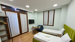 Standard Double or Twin Room, Balcony | WiFi (free) - Rali Hotel & Restaurant (Tiranë)