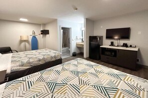Unclassified image, 3 of 15, button - 2 Queen Beds | Smoking, Micfridge (Vancouver)