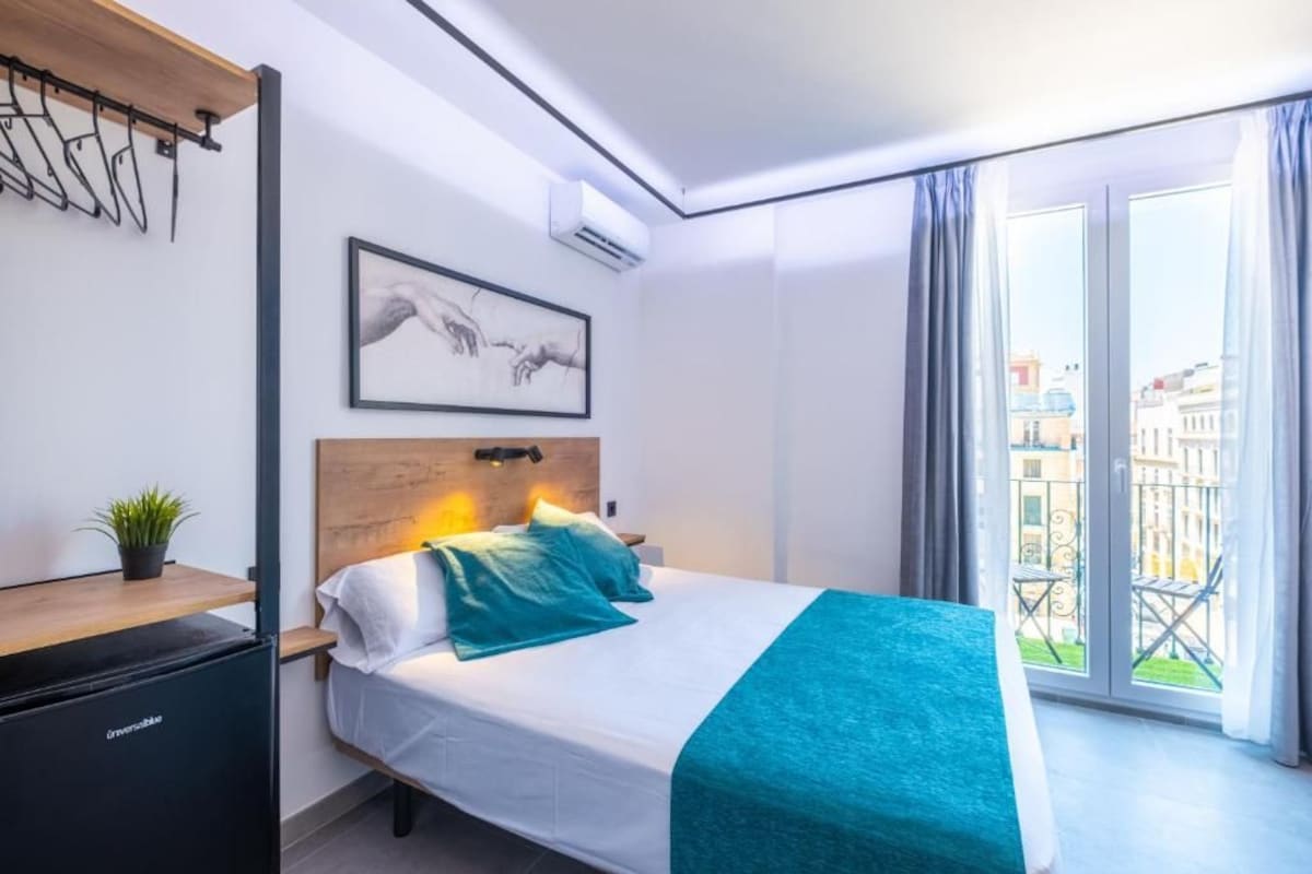 Kamar Double Deluks, balkon, pemandangan kota | Wi-Fi gratis