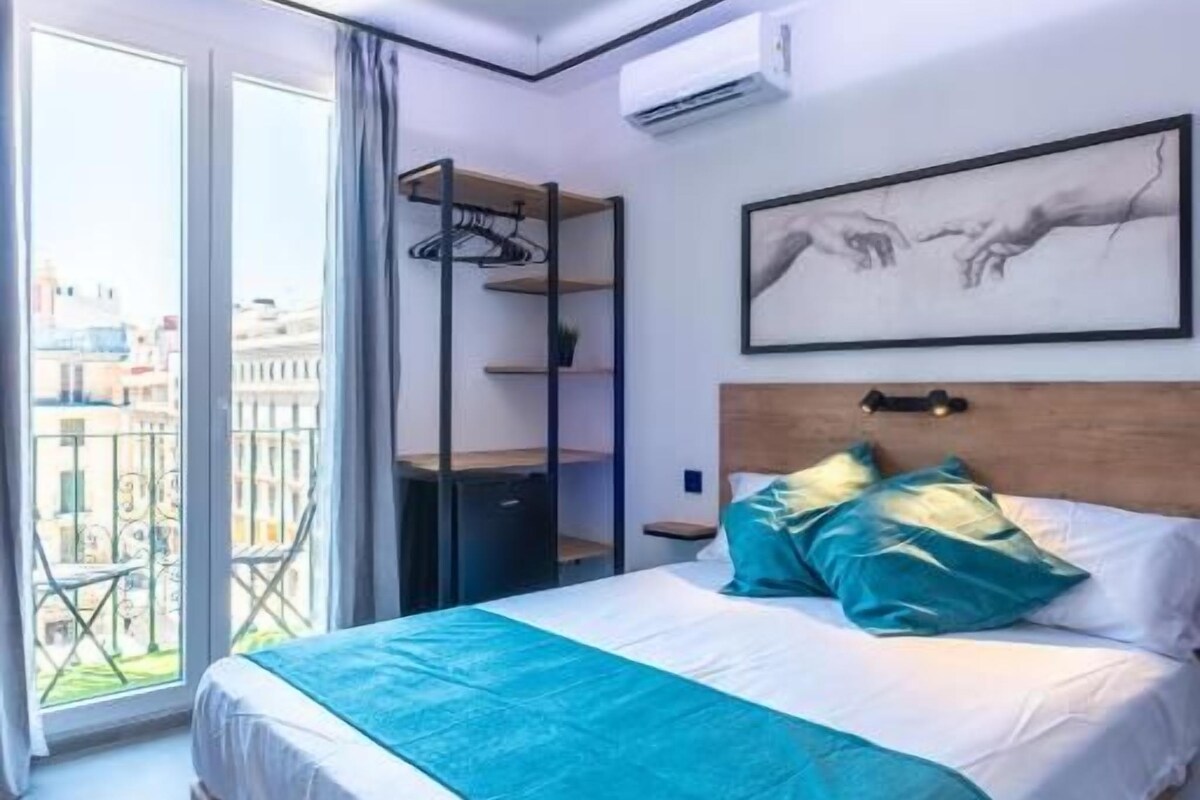 Kamar Double, balkon, pemandangan kota | Wi-Fi gratis
