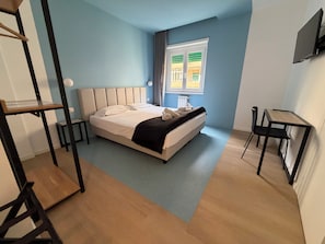 Unclassified image, 4 of 37, button - Luciano King's Guest House (Roma)