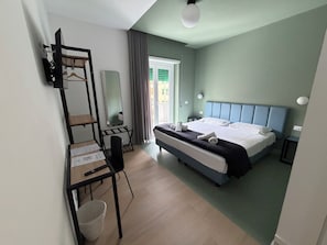 Unclassified image, 5 of 37, button - Luciano King's Guest House (Roma)
