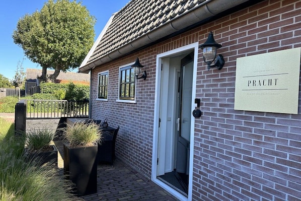 Exterior detail - Holiday apartment with 3 bedrooms (Oudkarspel)