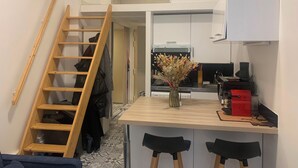 Interior - Serene 1-bedroom apartment in Paris perfect for your getaway (Paris)