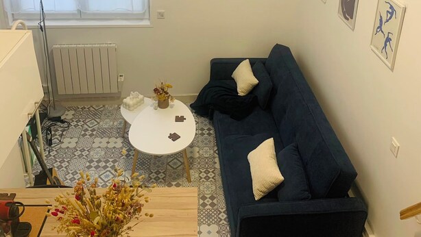 Living area - Serene 1-bedroom apartment in Paris perfect for your getaway (Paris)