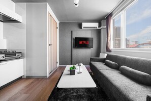 Ảnh chưa phân loại, 5 trong số 37 ảnh, nút