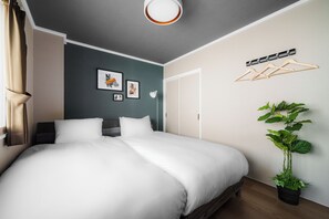Ảnh chưa phân loại, 3 trong số 37 ảnh, nút