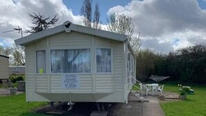Exterior - 98 Nautical Cove – Family Escape | Sleeps 8 (Somerset)