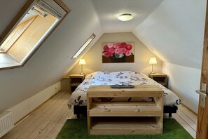 Room - Holiday home in Limmen with swimming pool (Limmen)