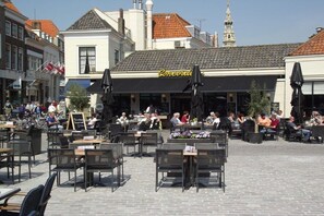 Buiten dineren