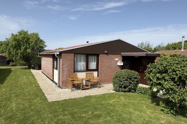 Exterior - in the Geestmerambacht bungalow park (Schoorldam)