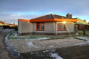 Exterior - Bungalow with 1 bedroom (Julianadorp aan Zee, Niederlande, Europa)