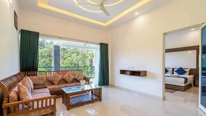 Living area - Grace Grand Resort Munnar (Anachal)