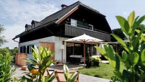 Exterior - Stylish Country Cottage near Salzburg (Nußdorf am Haunsberg)