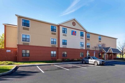 2 Full Beds | Non-Smoking, Kitchen