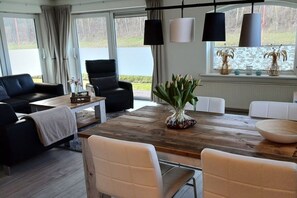 Dining - Holiday apartment with 2 bedrooms (Julianadorp aan Zee)