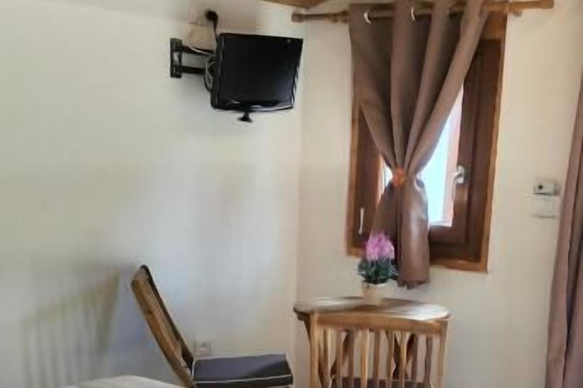 Deluxe-Bungalow, Flussblick | Kostenloses WLAN