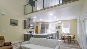 Ảnh chưa phân loại, 3 trong số 22 ảnh, nút