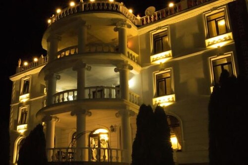 Hotel Ambasador