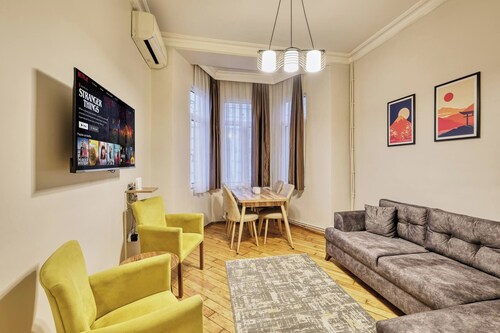 The Blue House, Triplex, Best Location at Taksim