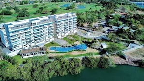 Exterior - Luxury apartment just a 5-minute drive from the beach. (Santiago de Querétaro)