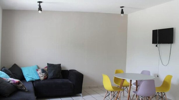 Interior - Second-floor apartment for 5 people near B. Quintana (Santiago de Querétaro)
