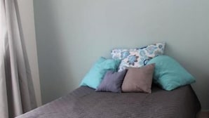 Room - Second-floor apartment for 5 people near B. Quintana (Santiago de Querétaro)
